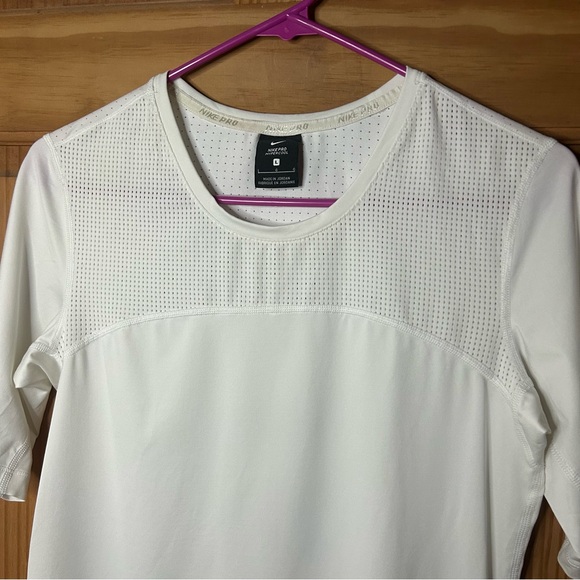 Nike Pro Hyper Cool White Fitted Short Sleeve T-Shirt - Picture 2 of 7